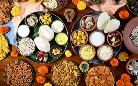 नवरात्रि के 9 दिन, 9 रंग और 9 भोग, माता रानी के नौ स्वरूपों को किस दिन कौन से रंग का लगाएं भोग, जानें सब कुछ